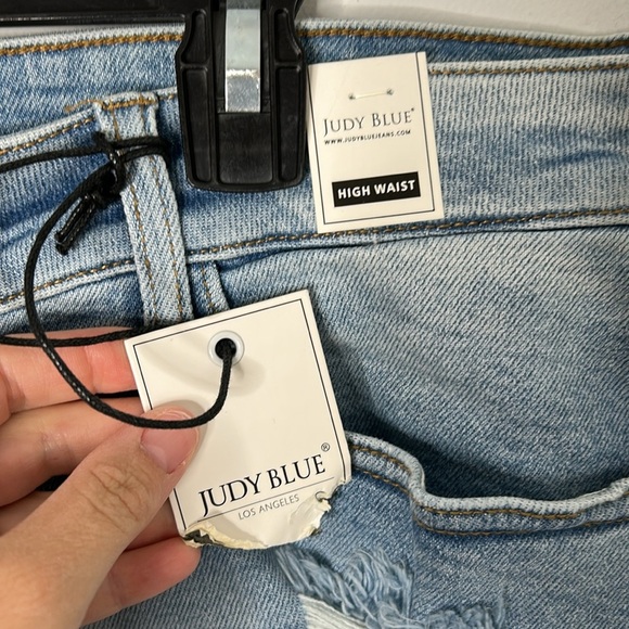 Judy Blue Distressed High Waist Denim Shorts NWT - Picture 3 of 6